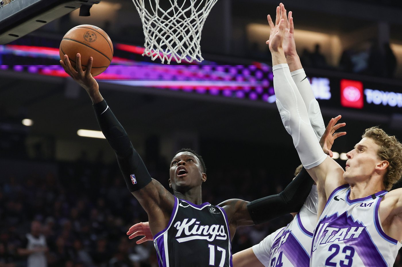 Sabonis helps Kings hold off Jazz for 105-104 victory | iNFOnews.ca Sabonis helps Kings hold off Jazz for 105-104 victory | iNFOnews.ca