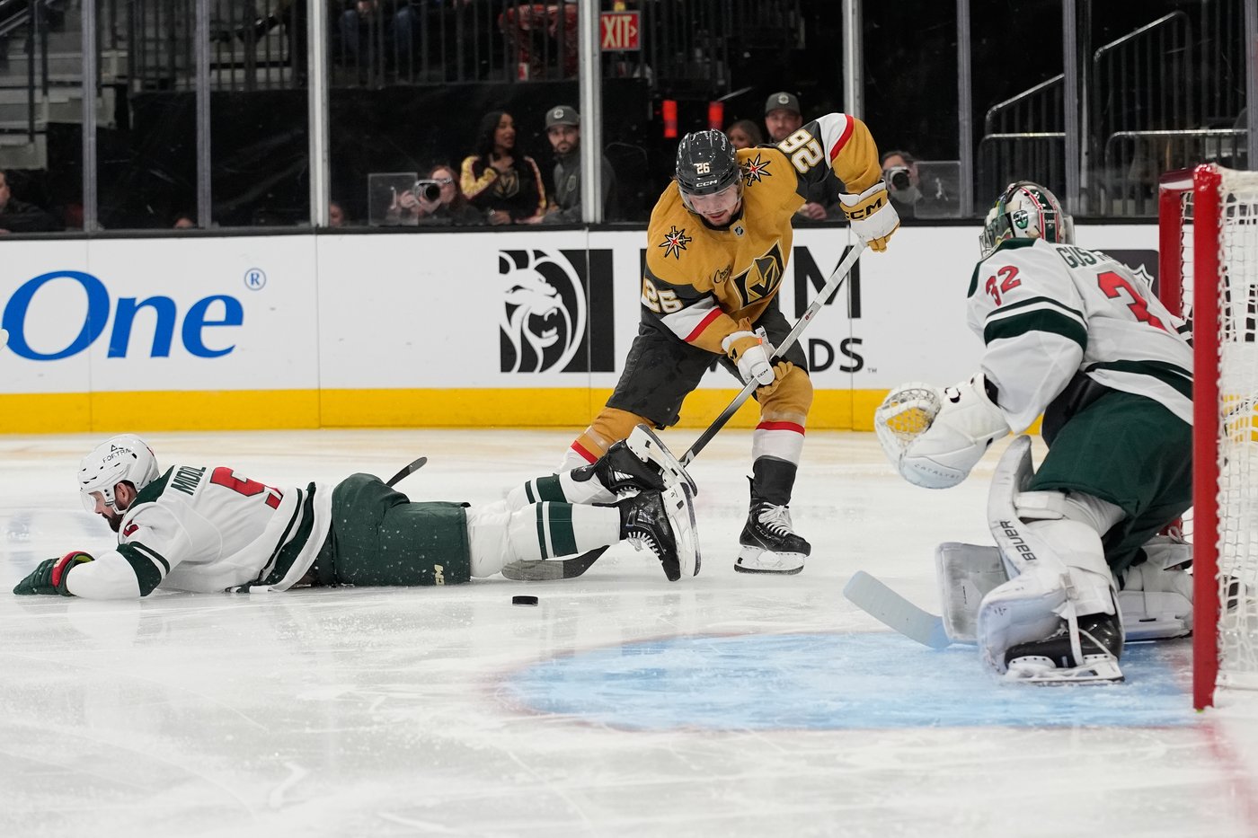 Wild beat Golden Knights 5-2 to improve to 9-1-1 since Dec. 8 | iNFOnews.ca Wild beat Golden Knights 5-2 to improve to 9-1-1 since Dec. 8 | iNFOnews.ca