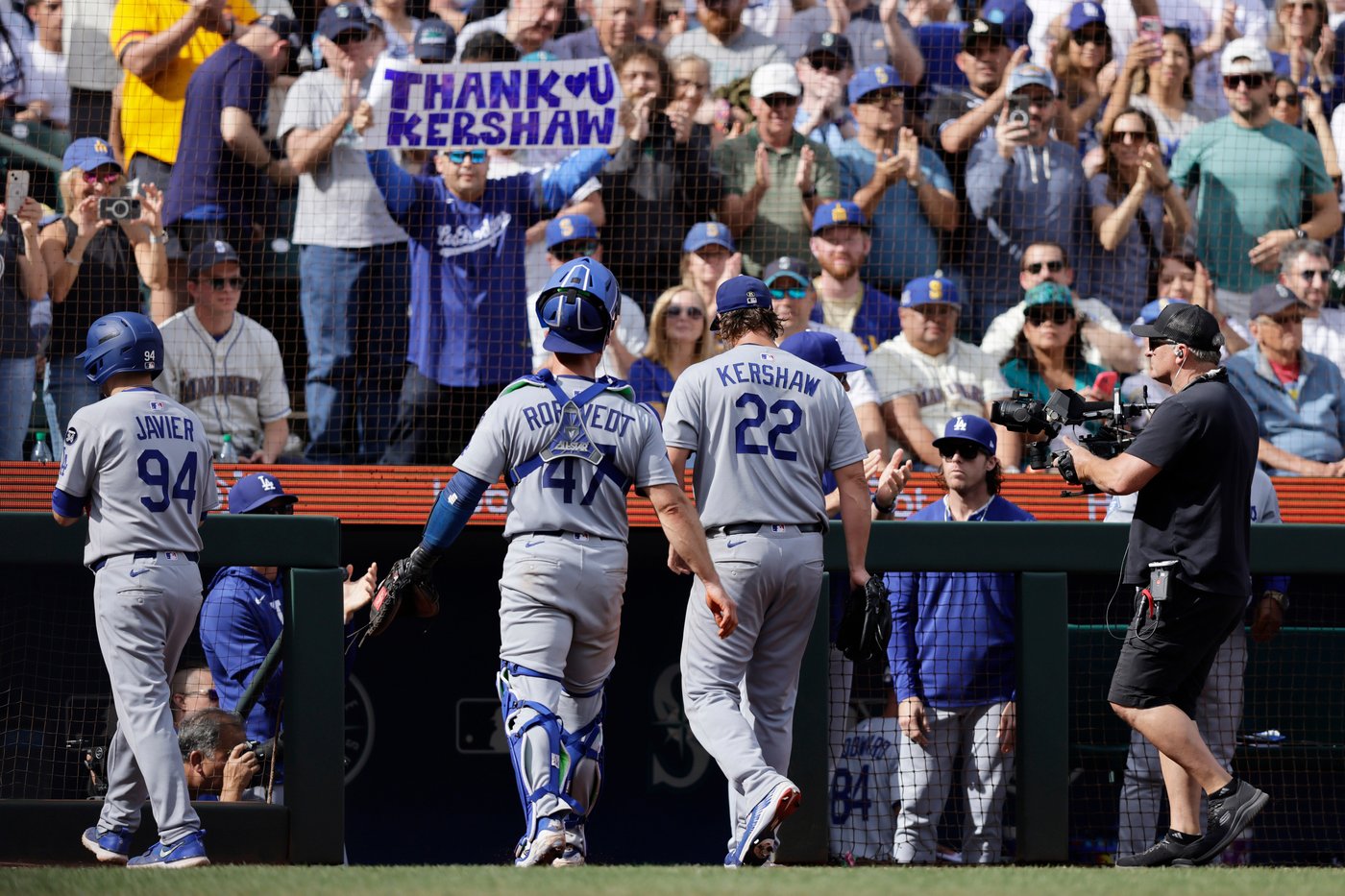 Clayton Kershaw to pitch out of bullpen in NL Division Series against Philadelphia | iNFOnews.ca