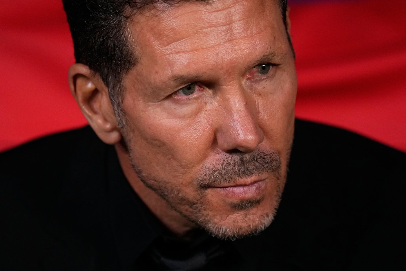 McDaniel meets with Atletico Madrid coach Simeone before Dolphins' practice in Spain | iNFOnews.ca