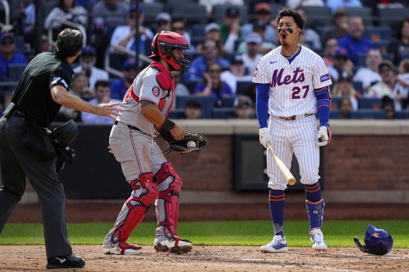 Fancy footwork: Young's spectacular catches in center lead Nationals past Mets | iNFOnews.ca