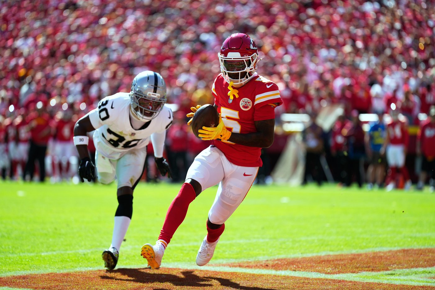 Patrick Mahomes leads Chiefs to 31-0 rout of Raiders as Rashee Rice returns with 2 TDs | iNFOnews.ca Patrick Mahomes leads Chiefs to 31-0 rout of Raiders as Rashee Rice returns with 2 TDs | iNFOnews.ca