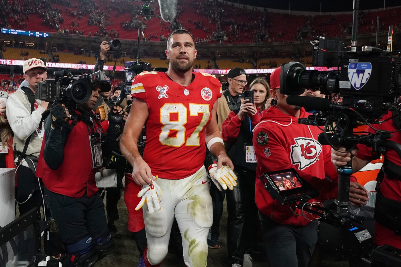 Travis Kelce's emotional night at Arrowhead Stadium may be his last with retirement decision looming | iNFOnews.ca Travis Kelce's emotional night at Arrowhead Stadium may be his last with retirement decision looming | iNFOnews.ca