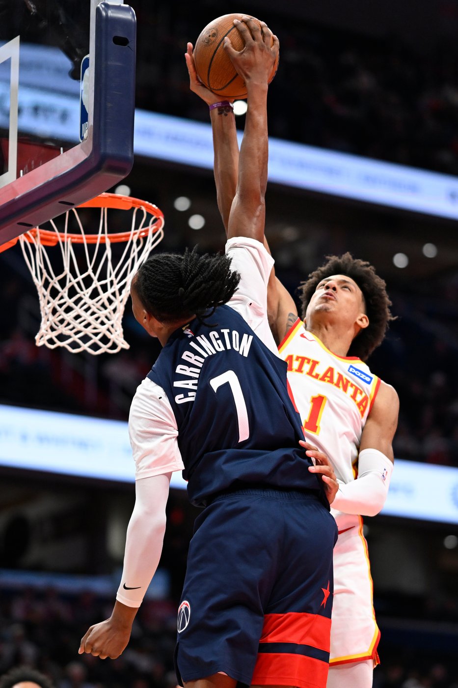 McCollum scores 46 as Wizards snap 14-game skid with 132-113 win over Hawks | iNFOnews.ca