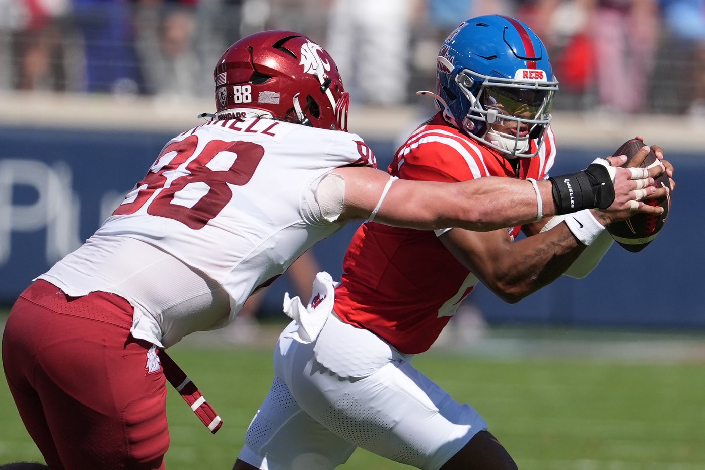 Chambliss accounts for 3 TDs and No. 4 Mississippi escapes against Washington State with a 24-21 win | iNFOnews.ca