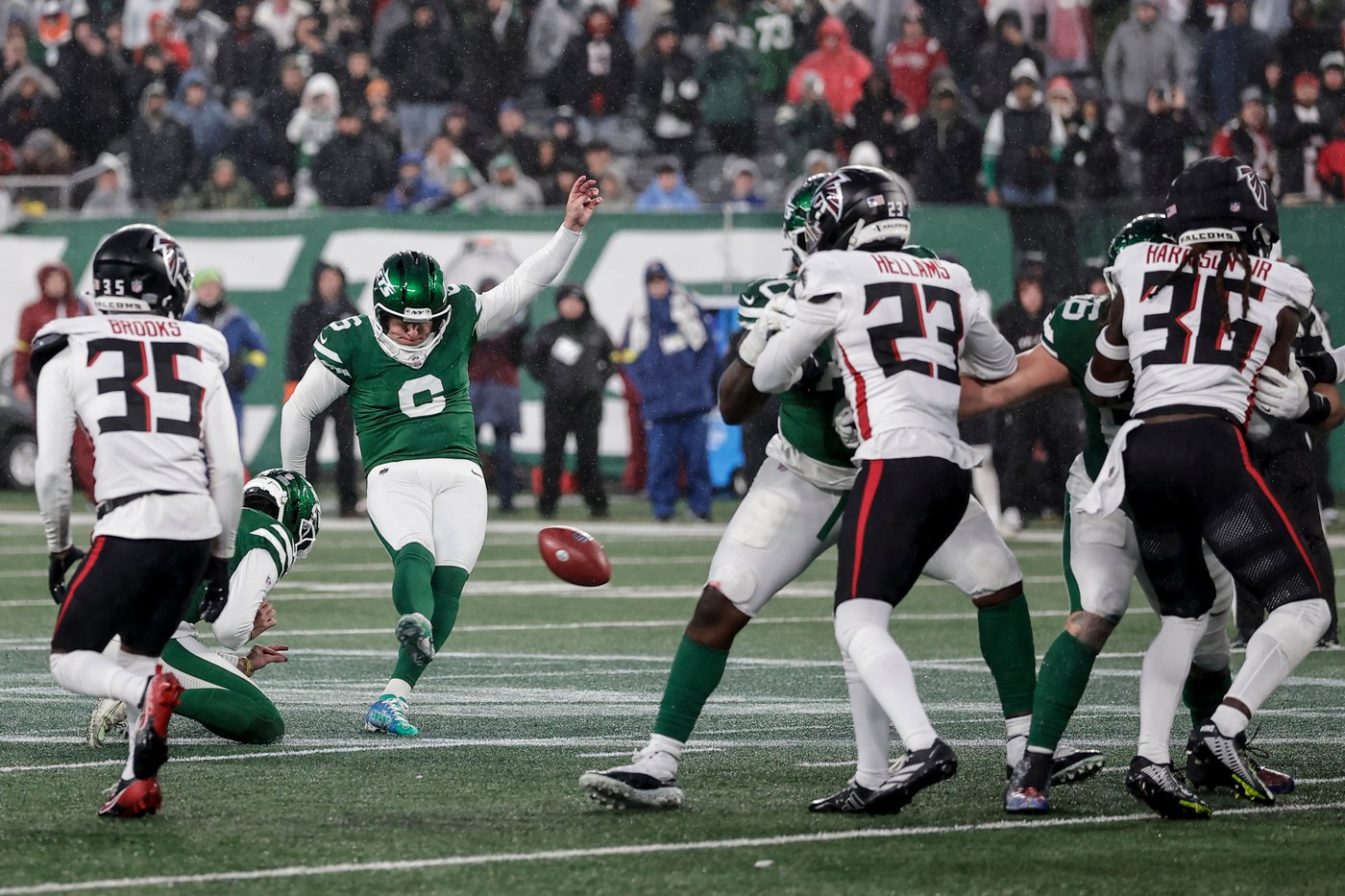 Nick Folk's 56-yard field goal on final play lifts Jets to 27-24 win over Falcons | iNFOnews.ca