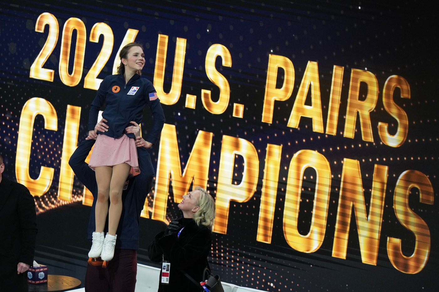 Skating pair took title at U.S. nationals but can't compete in Olympics after passport delay | iNFOnews.ca