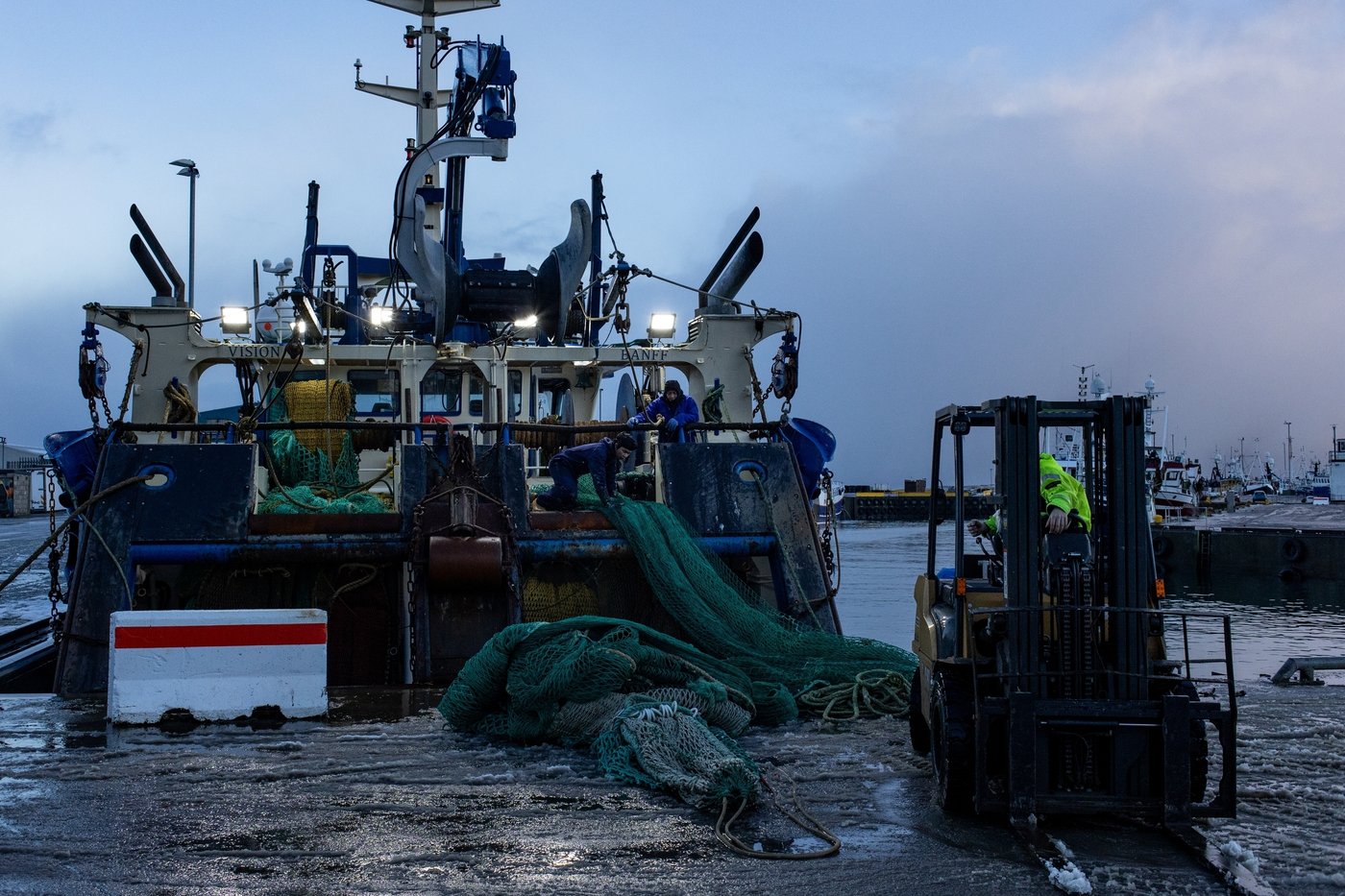 In Scotland, fishing trawlers scrape the seabed despite protection promises | iNFOnews.ca