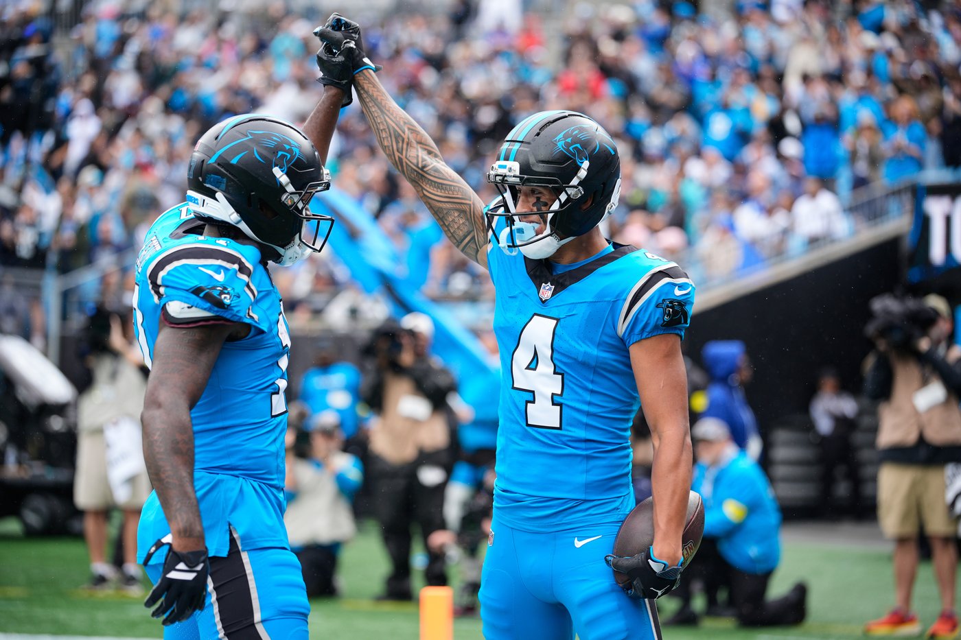 Dowdle has 239 yards from scrimmage vs. former team as Panthers beat Cowboys on FG as time expires | iNFOnews.ca Dowdle has 239 yards from scrimmage vs. former team as Panthers beat Cowboys on FG as time expires | iNFOnews.ca