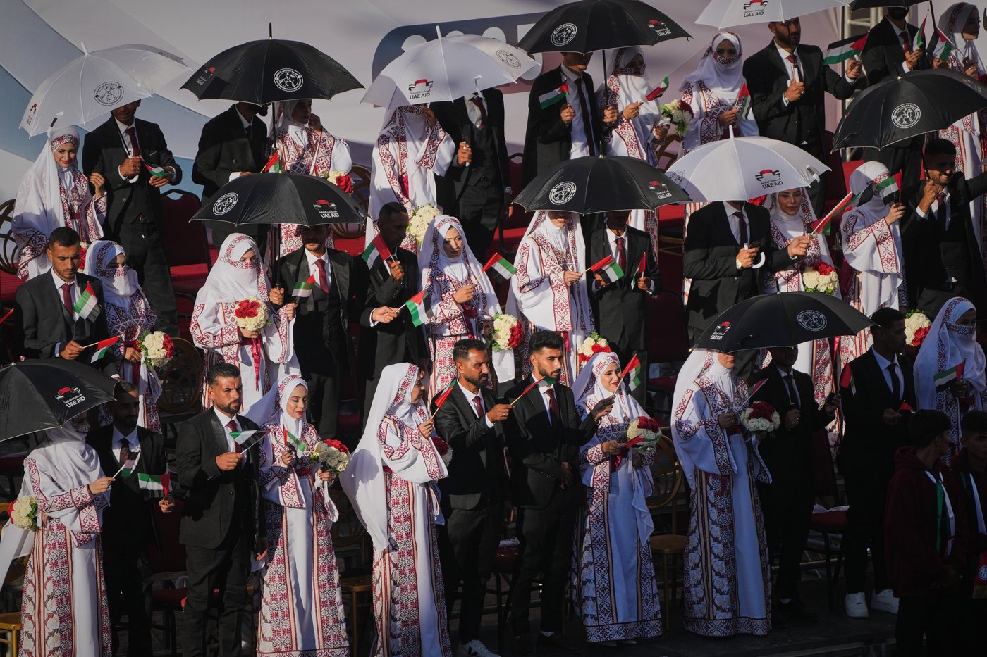 Mass wedding in Gaza celebrates new life after years of war and tragedy | iNFOnews.ca