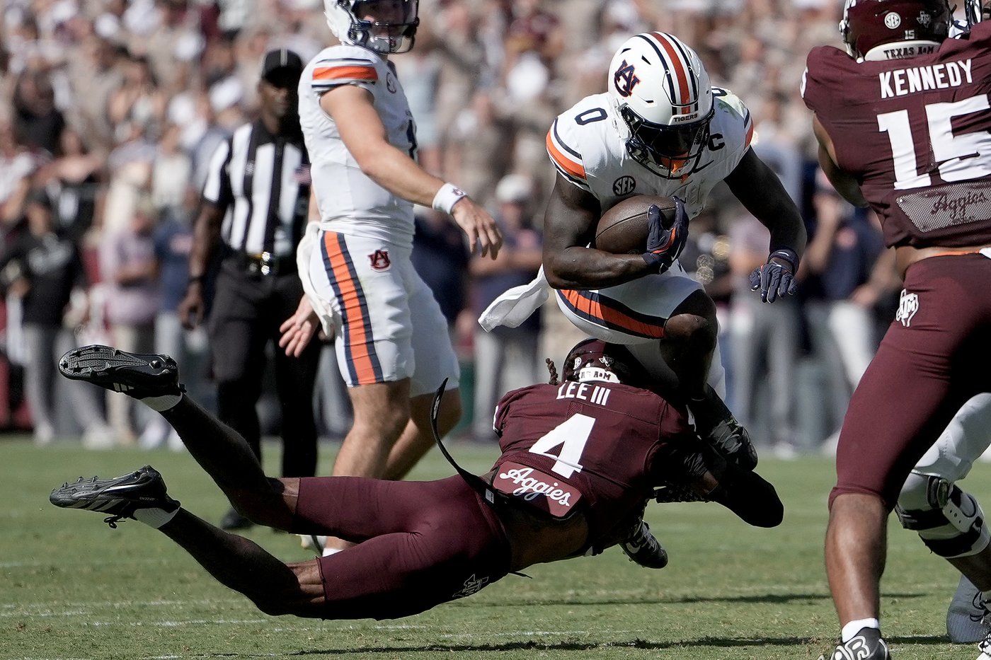 Texas A&M defense shines in 16-10 win over Auburn | iNFOnews.ca