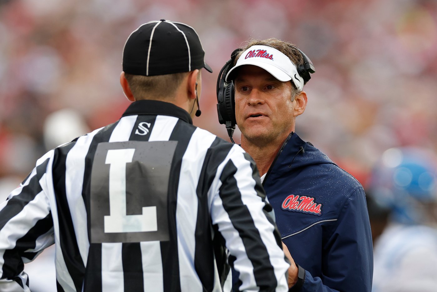 Mississippi's AD prepares again to keep Lane Kiffin with big coaching jobs available | iNFOnews.ca Mississippi's AD prepares again to keep Lane Kiffin with big coaching jobs available | iNFOnews.ca