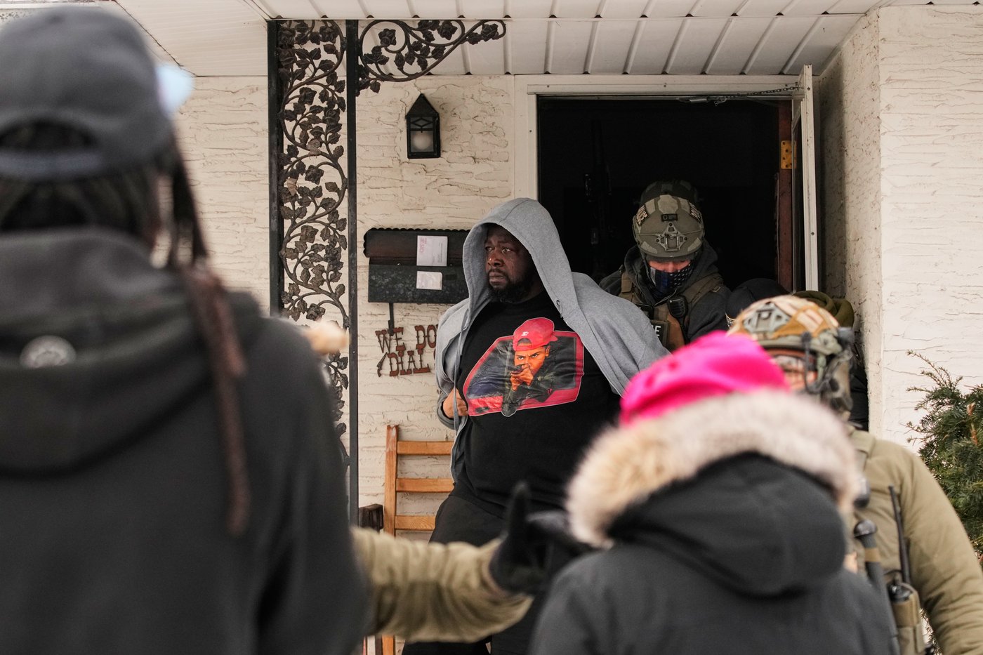 Immigration arrests and tense confrontations in Minneapolis, in photos | iNFOnews.ca