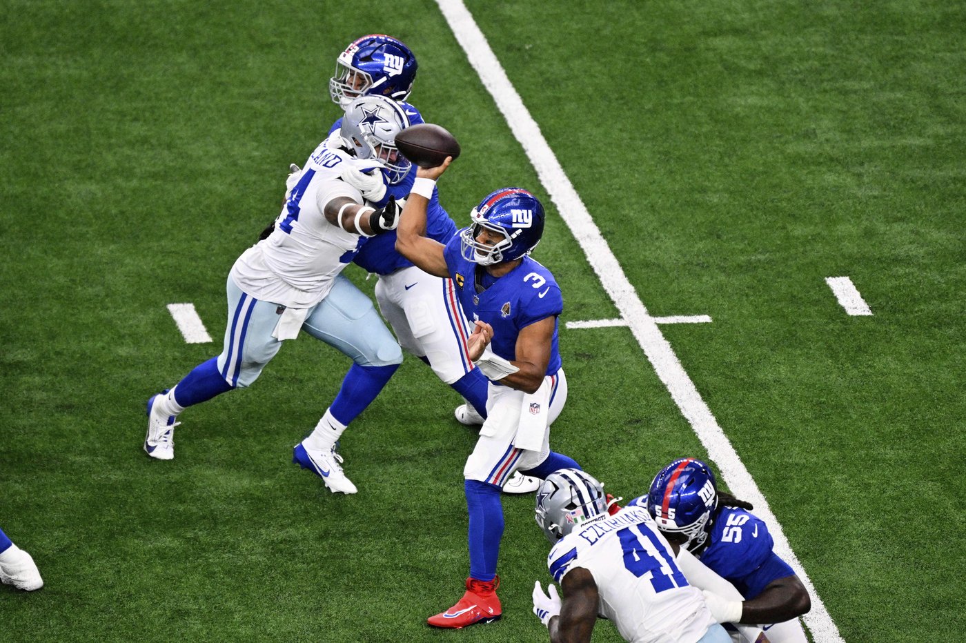 Penalty flags flying against Giants, who were set back 160 yards in overtime loss to Cowboys | iNFOnews.ca