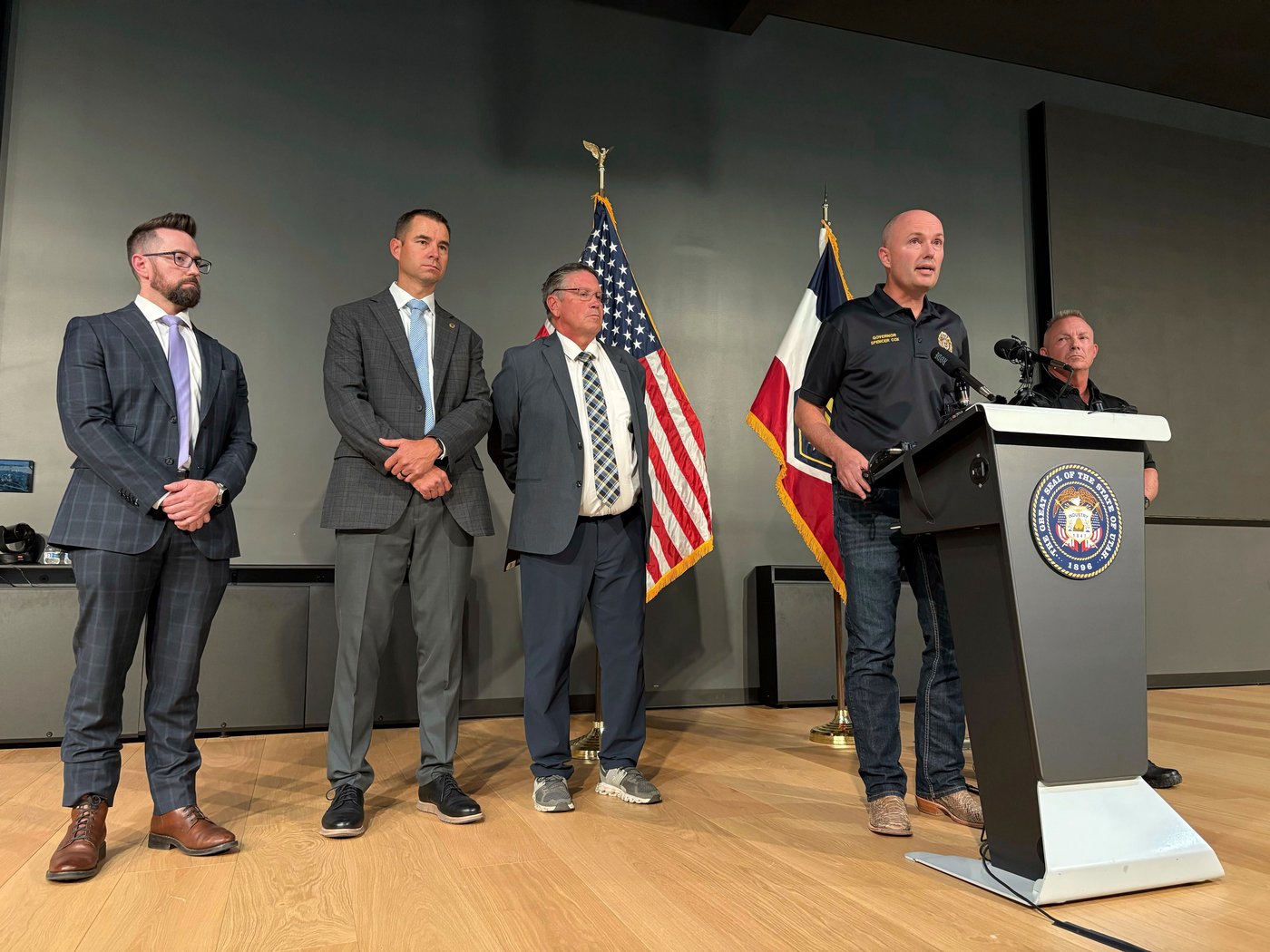Utah's Gov. Spencer Cox makes a familiar plea for unity following Charlie Kirk's death | iNFOnews.ca