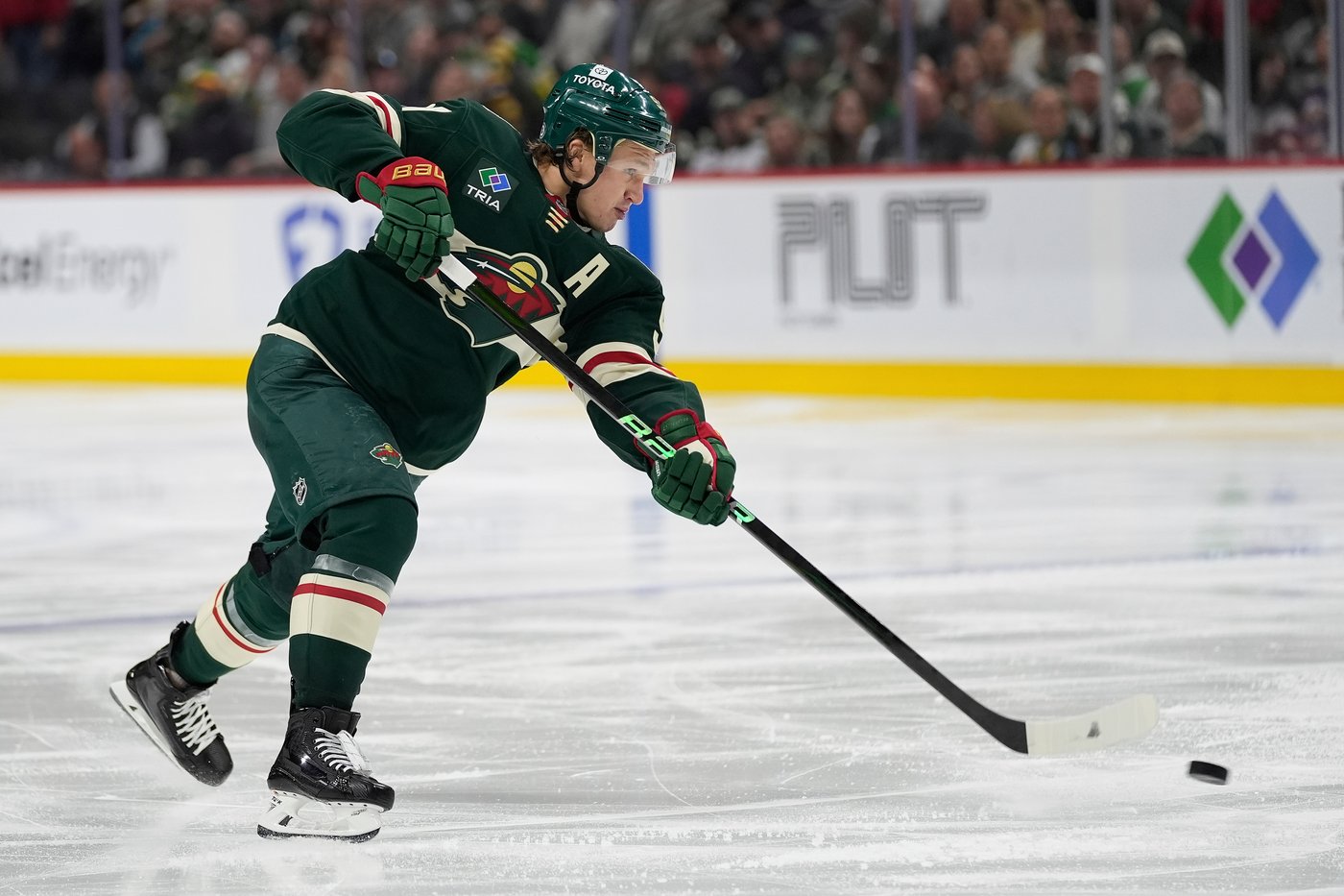 Minnesota Wild sign Kirill Kaprizov to richest deal in NHL history, $136 million over 8 years | iNFOnews.ca