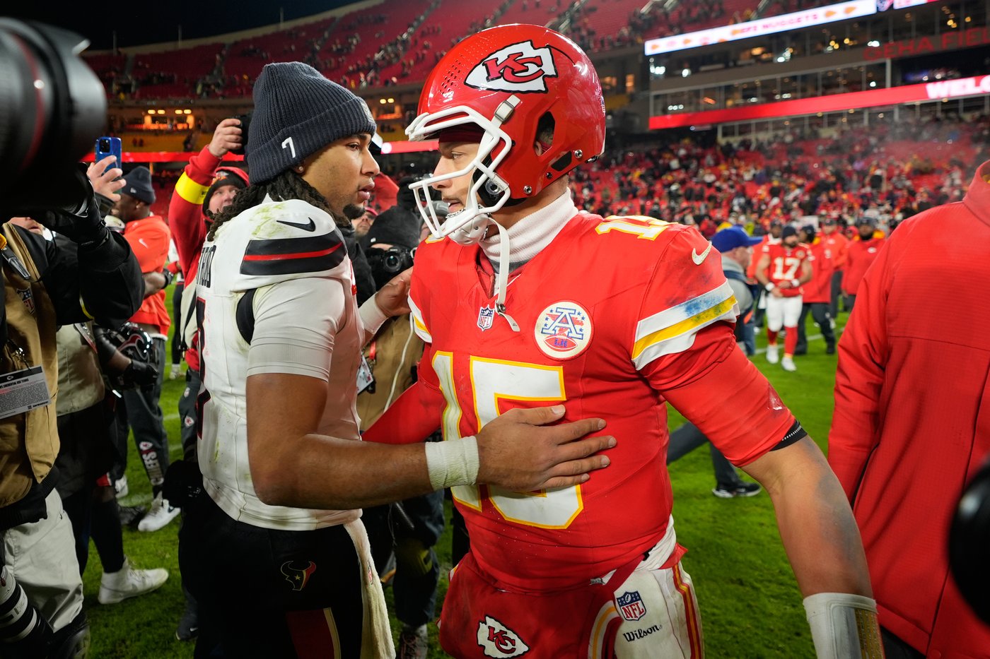Chiefs face playoff elimination as Chargers aim for back-to-back 10-win seasons | iNFOnews.ca Chiefs face playoff elimination as Chargers aim for back-to-back 10-win seasons | iNFOnews.ca