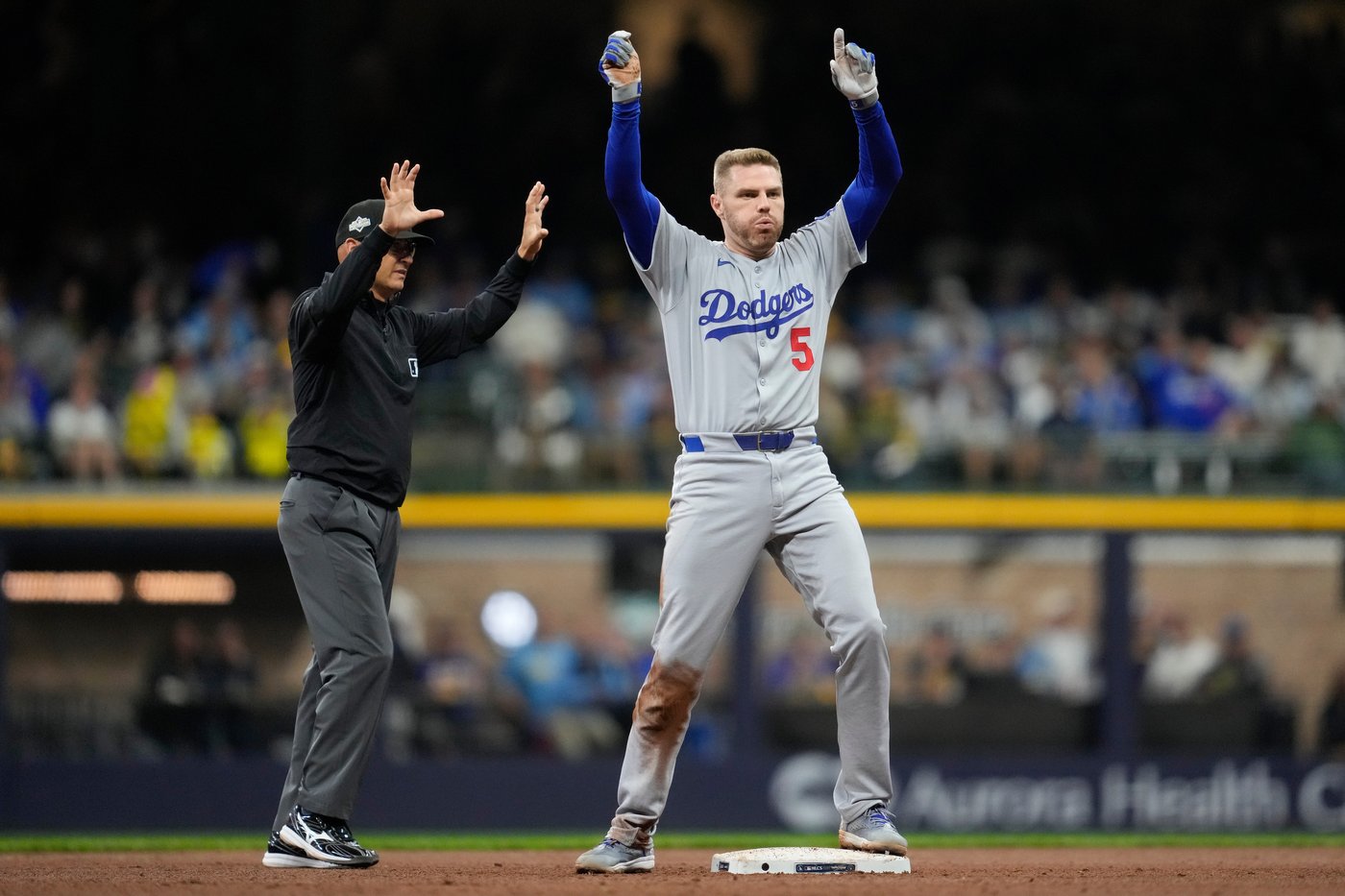 Dodgers star Freeman expects cold shoulder from fellow Canadians at World Series | iNFOnews.ca Dodgers star Freeman expects cold shoulder from fellow Canadians at World Series | iNFOnews.ca