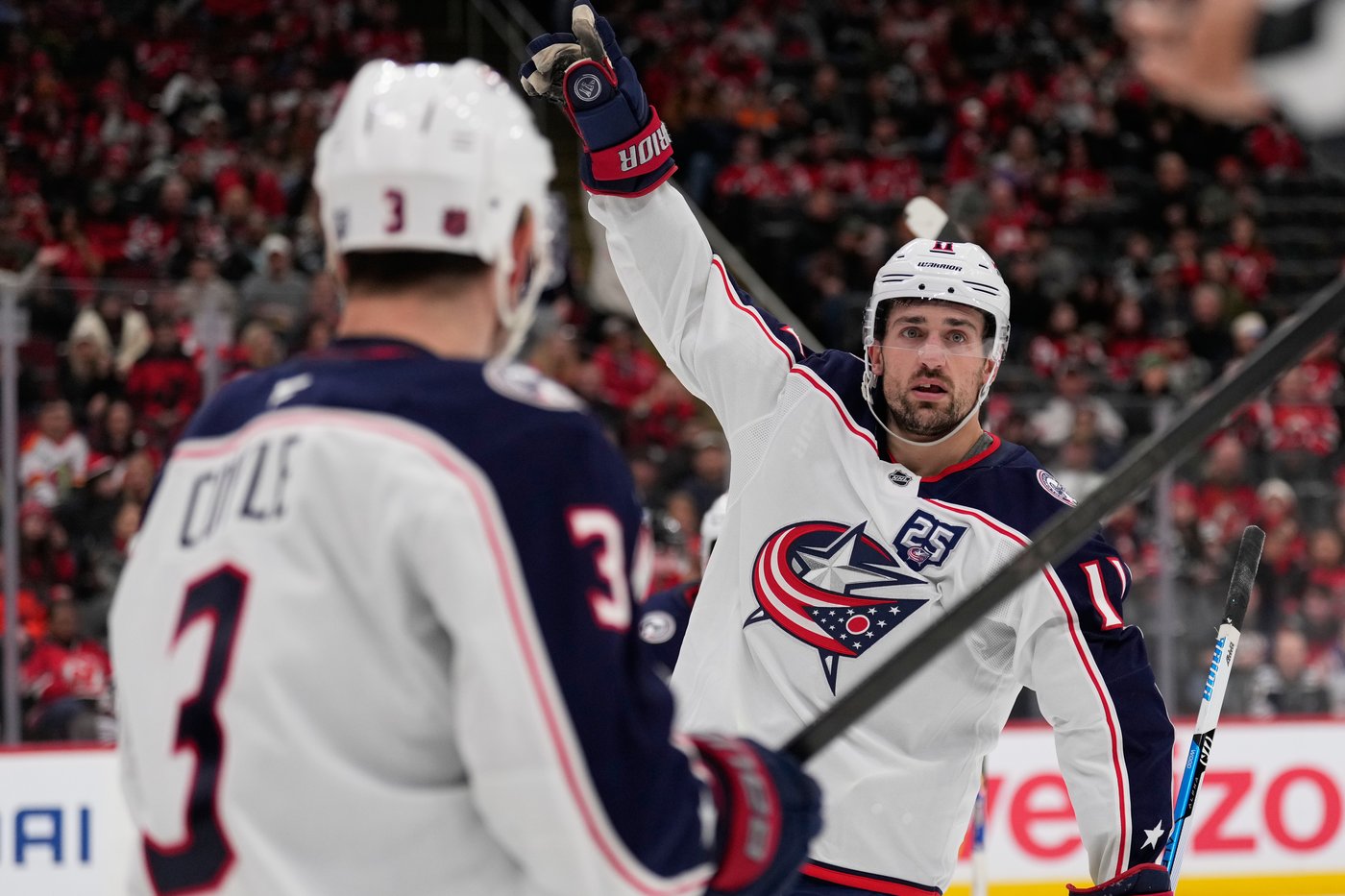 Monahan and Coyle lead Blue Jackets past Devils 5-3 to stop 4-game skid | iNFOnews.ca
