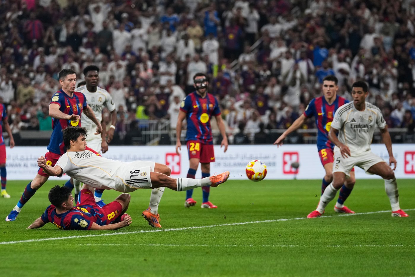 Barcelona beats Real Madrid again to win Spanish Super Cup in Saudi Arabia clasico | iNFOnews.ca