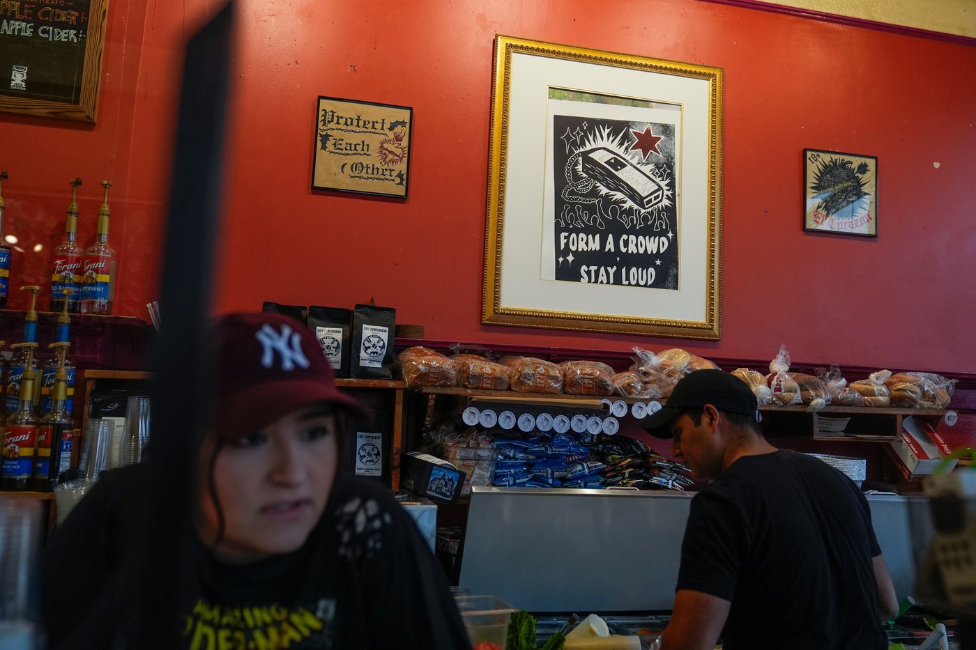 Aftermath of Chicago's intense immigration crackdown leaves lawsuits, investigations and anxiety | iNFOnews.ca