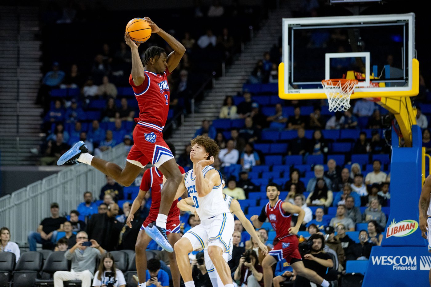 No. 15 UCLA overcomes West Georgia's early 3-point barrage to win 83-62 without Donovan Dent | iNFOnews.ca