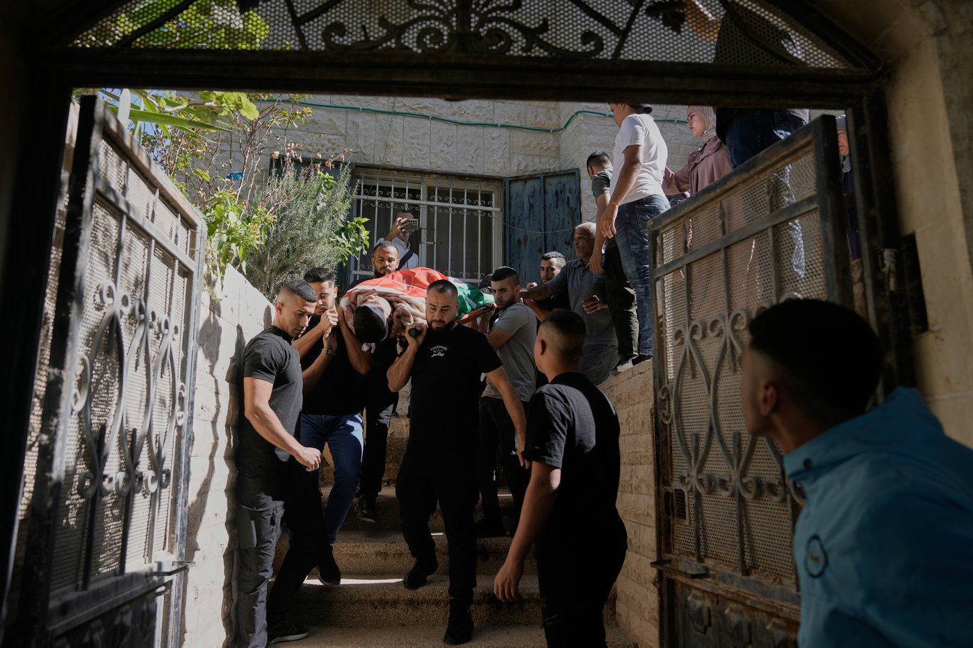 What to know as Israel and Gaza await the release of hostages, prisoners, aid -- and Trump's visit | iNFOnews.ca