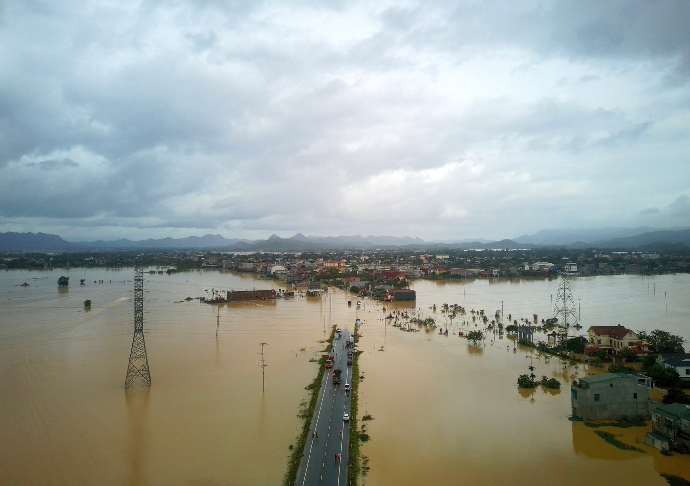 Typhoon Bualoi death toll rises to 26 in Vietnam, with many missing | iNFOnews.ca