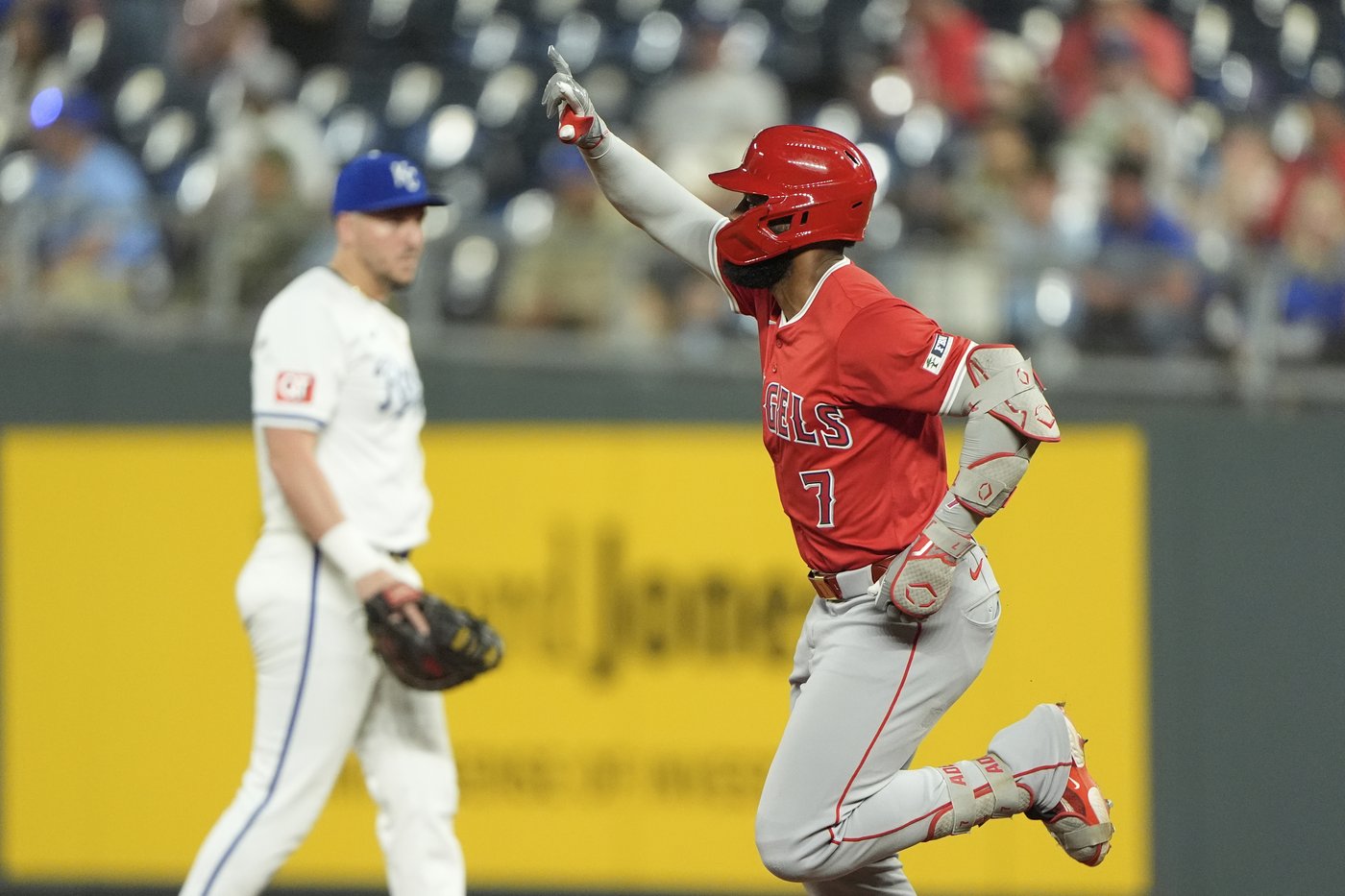 Farris wins MLB debut and Adell hits 2-run homer as Angels beat Royals 5-1 | iNFOnews.ca Farris wins MLB debut and Adell hits 2-run homer as Angels beat Royals 5-1 | iNFOnews.ca