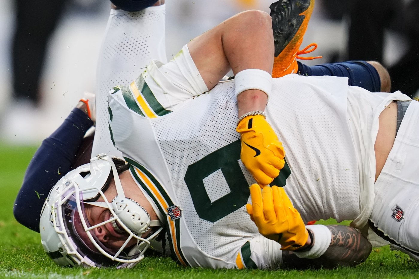 Packers star pass rusher Micah Parsons feared to have torn ACL, AP source says | iNFOnews.ca Packers star pass rusher Micah Parsons feared to have torn ACL, AP source says | iNFOnews.ca