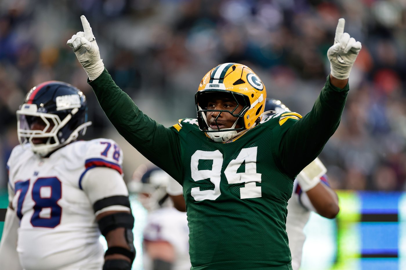 Jordan Love throws 2 TD passes as Packers beat Giants 27-20 to end their skid | iNFOnews.ca