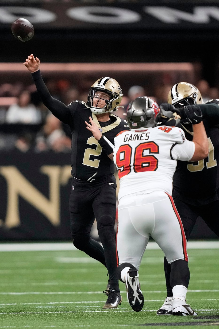Questions surround the Saints' QB situation after a switch during a listless 23-3 loss to the Bucs | iNFOnews.ca Questions surround the Saints' QB situation after a switch during a listless 23-3 loss to the Bucs | iNFOnews.ca