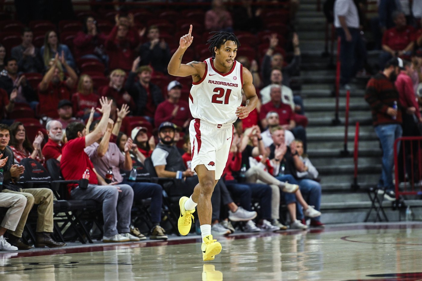 Trevon Brazile stars as No. 14 Arkansas pounds Southern 109-77 in its season opener | iNFOnews.ca Trevon Brazile stars as No. 14 Arkansas pounds Southern 109-77 in its season opener | iNFOnews.ca