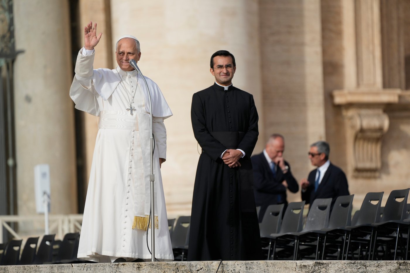 Pope strongly backs US bishops in blasting Trump immigration crackdown, urges humane treatment | iNFOnews.ca