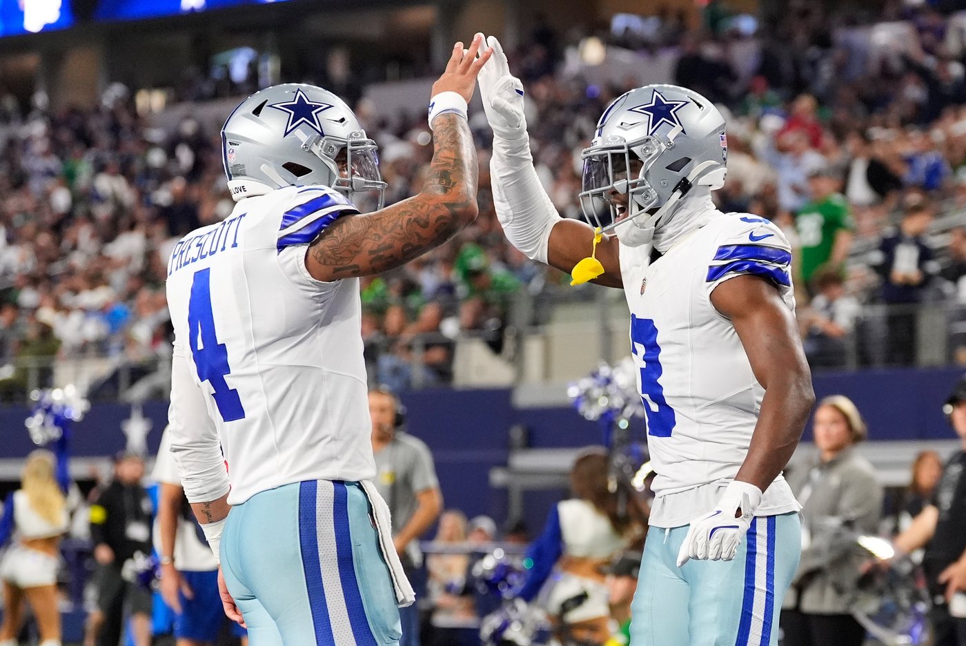 Dak Prescott breaks Tony Romo's franchise record for yards passing with the Dallas Cowboys | iNFOnews.ca Dak Prescott breaks Tony Romo's franchise record for yards passing with the Dallas Cowboys | iNFOnews.ca