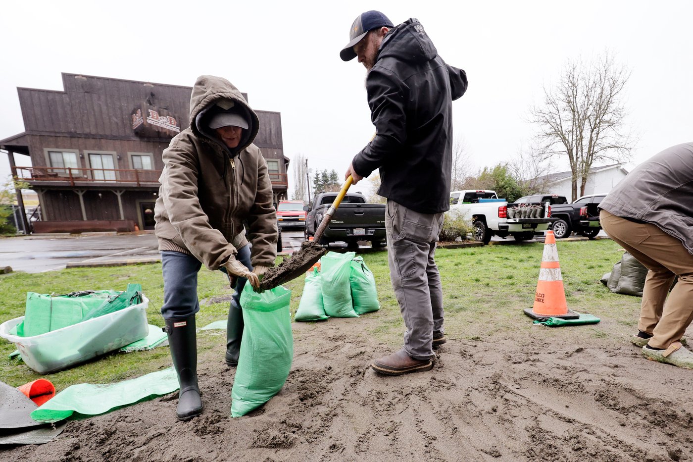 Blend of unusual weather conditions brings trillions of gallons in persistent rain to the Northwest | iNFOnews.ca Blend of unusual weather conditions brings trillions of gallons in persistent rain to the Northwest | iNFOnews.ca