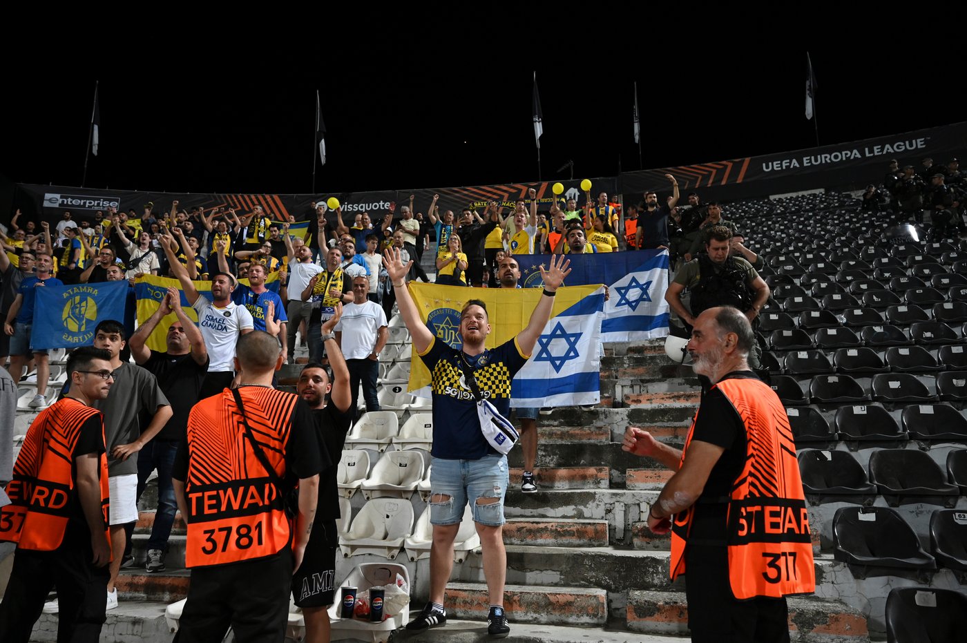 Pressure mounts on UK police force to reverse ban on Maccabi Tel Aviv fans from Aston Villa game | iNFOnews.ca