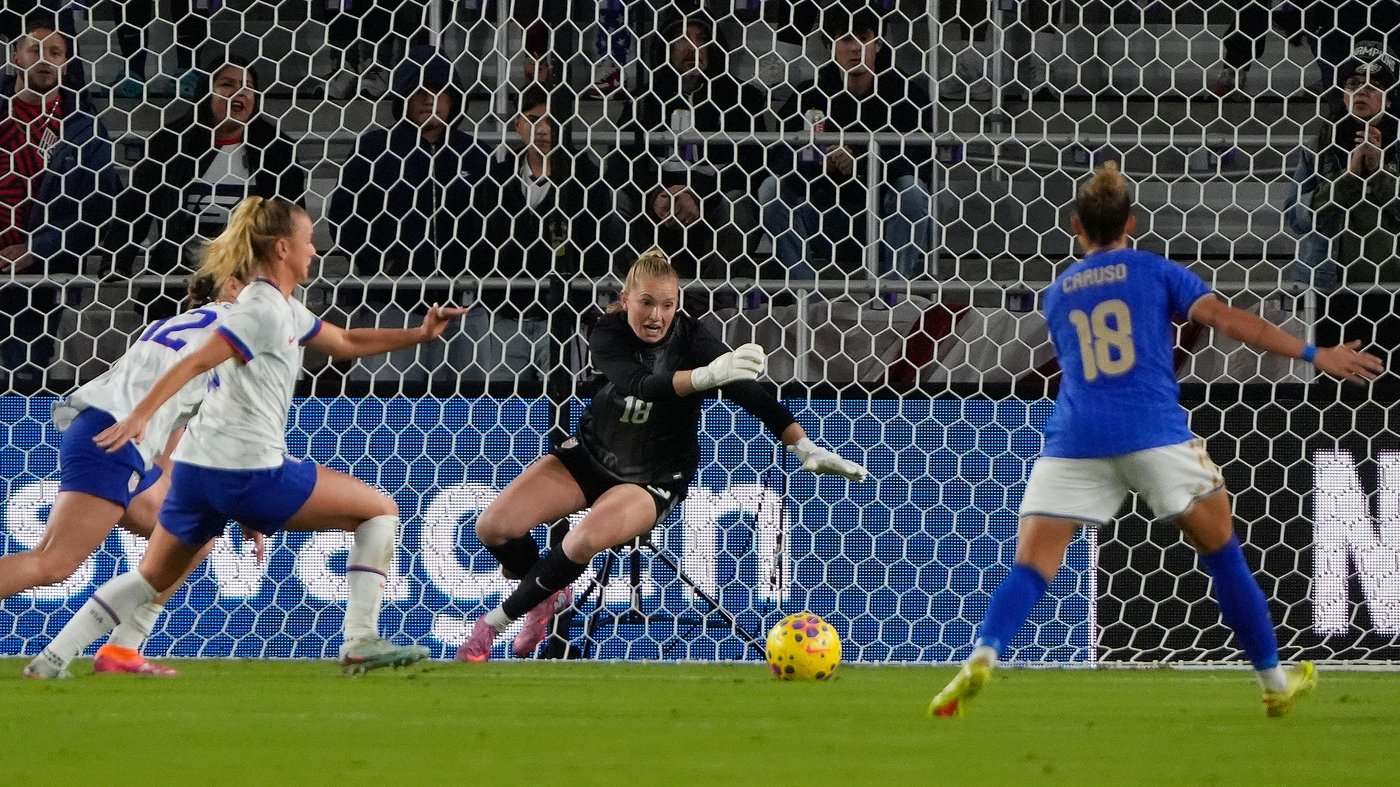 Cat Macario scores twice, US women beat Italy 3-0 in first of two friendlies | iNFOnews.ca