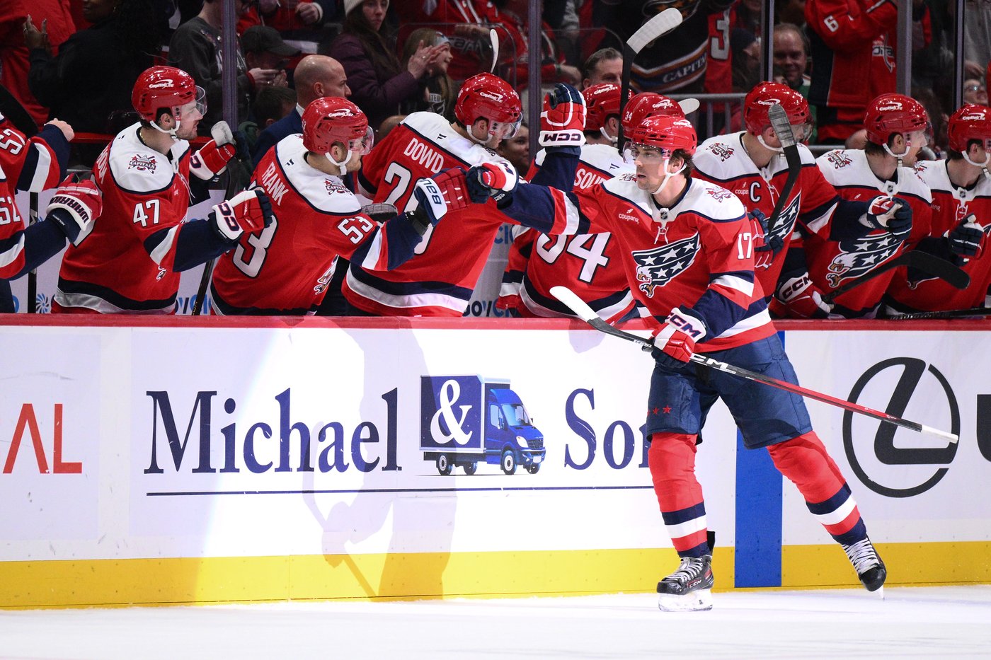 Sourdif scores in OT to give Capitals 4-3 comeback victory over Hurricanes | iNFOnews.ca