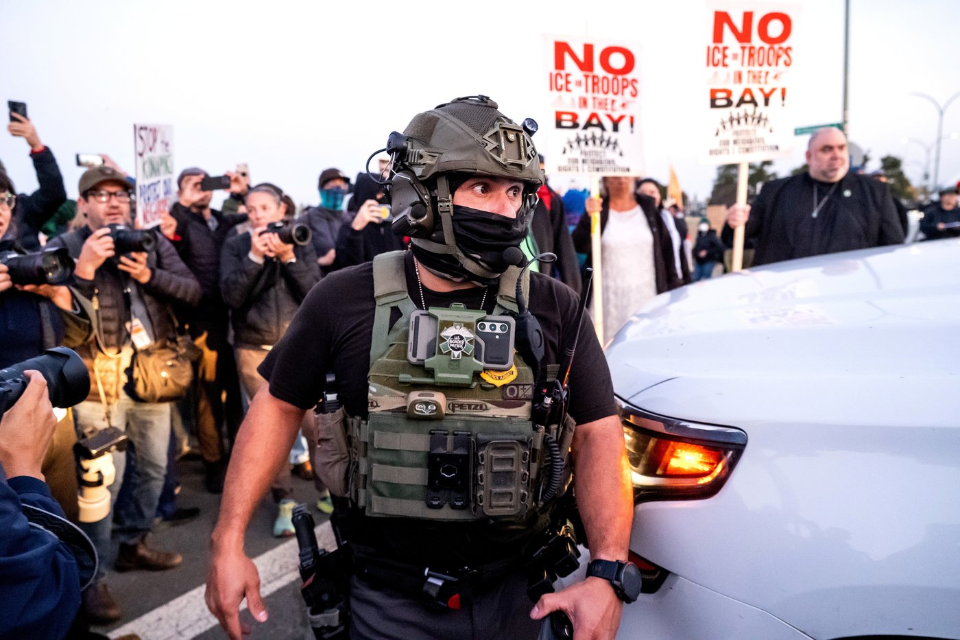 Trump backs off planned surge of federal agents into San Francisco after talking to the mayor | iNFOnews.ca Trump backs off planned surge of federal agents into San Francisco after talking to the mayor | iNFOnews.ca