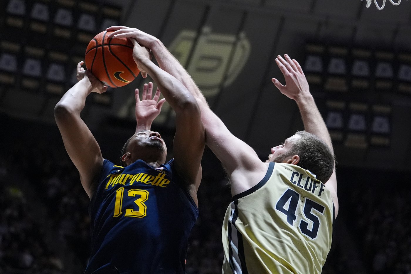 Oscar Cluff scores 22, Braden Smith reaches new milestone as No. 6 Purdue beats Marquette 79-59 | iNFOnews.ca Oscar Cluff scores 22, Braden Smith reaches new milestone as No. 6 Purdue beats Marquette 79-59 | iNFOnews.ca