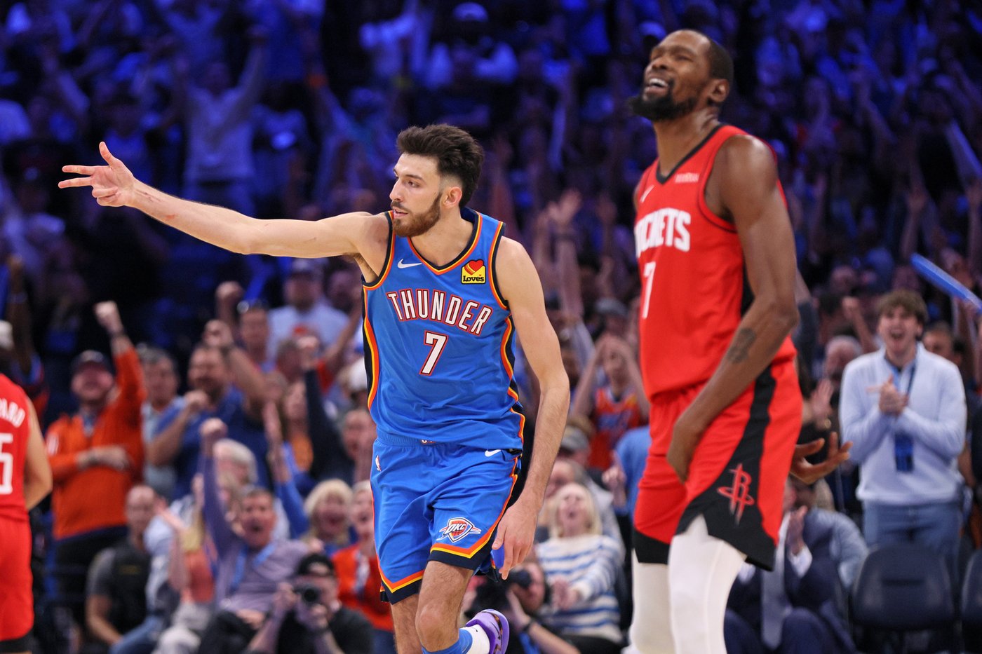 There was no championship hangover for the Thunder. They're rolling along, again | iNFOnews.ca There was no championship hangover for the Thunder. They're rolling along, again | iNFOnews.ca
