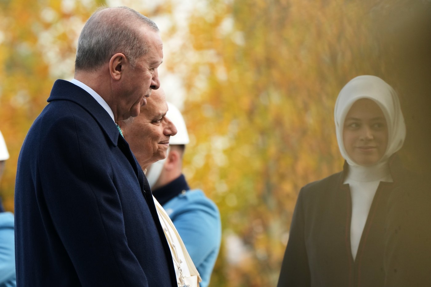 Photos highlight Pope Leo XIV’s first overseas pilgrimage | iNFOnews.ca