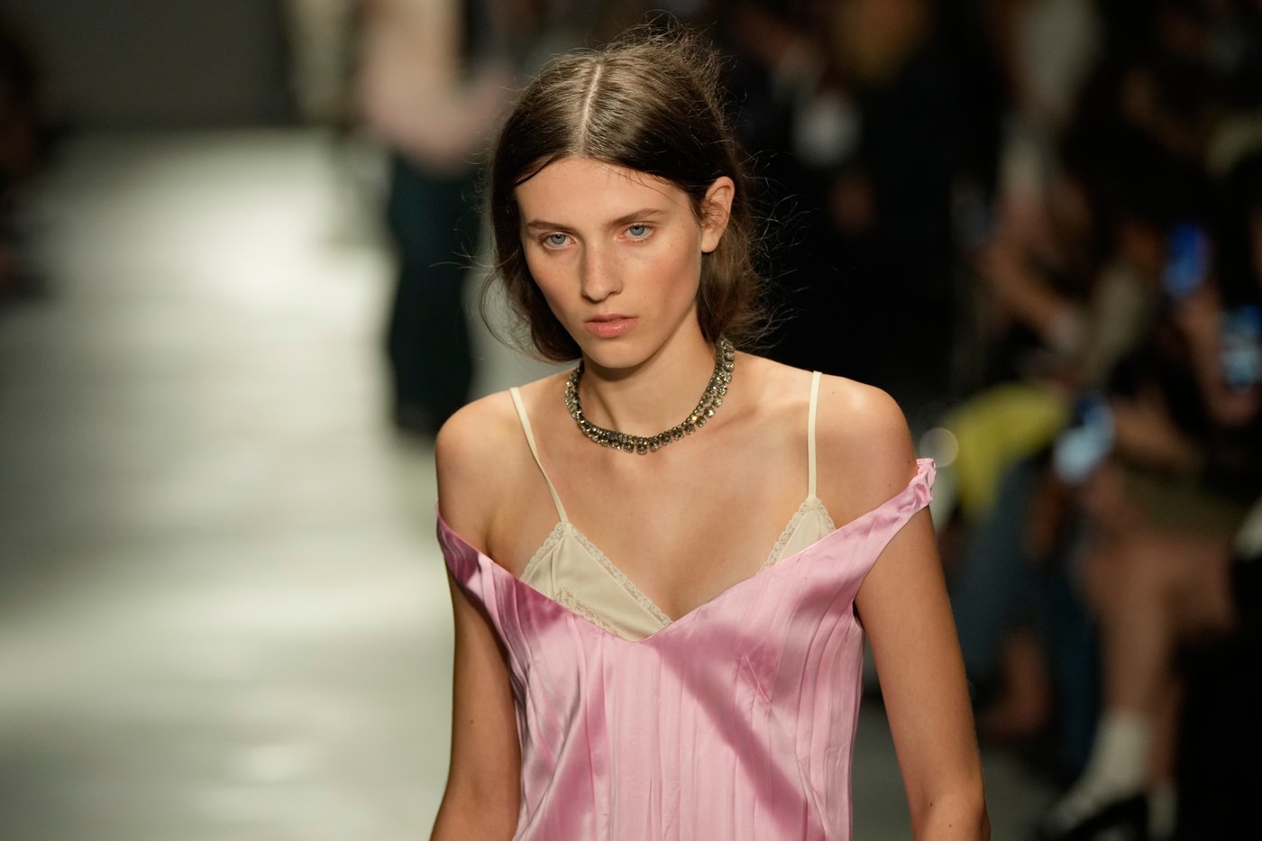 Alessandro Dell'Acqua's No. 21 collection brings lightness to heavy times | iNFOnews.ca Alessandro Dell'Acqua's No. 21 collection brings lightness to heavy times | iNFOnews.ca