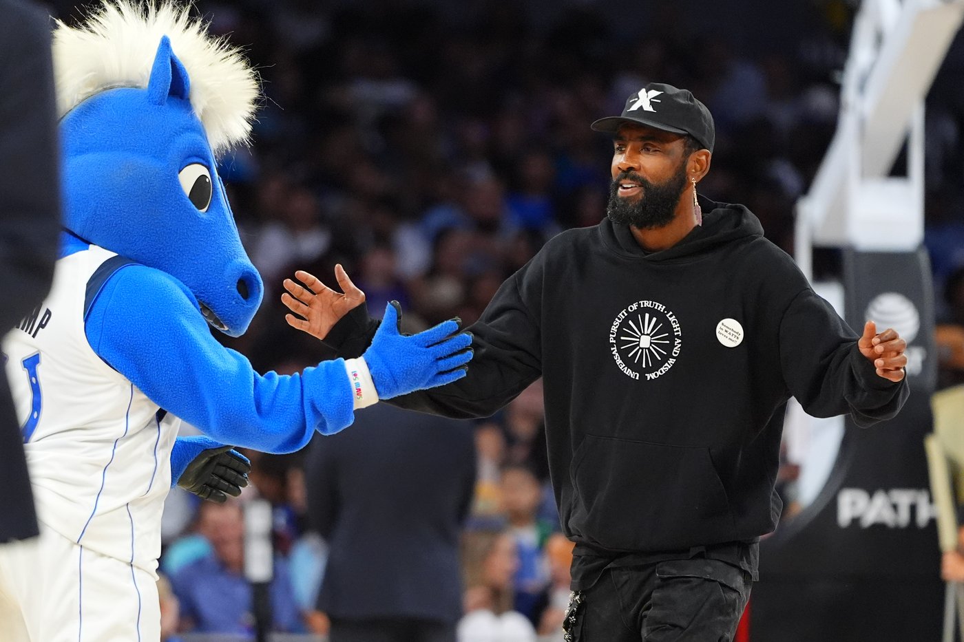 Mavs open Cooper Flagg era waiting to see when Kyrie Irving will join No. 1 pick and Anthony Davis | iNFOnews.ca Mavs open Cooper Flagg era waiting to see when Kyrie Irving will join No. 1 pick and Anthony Davis | iNFOnews.ca