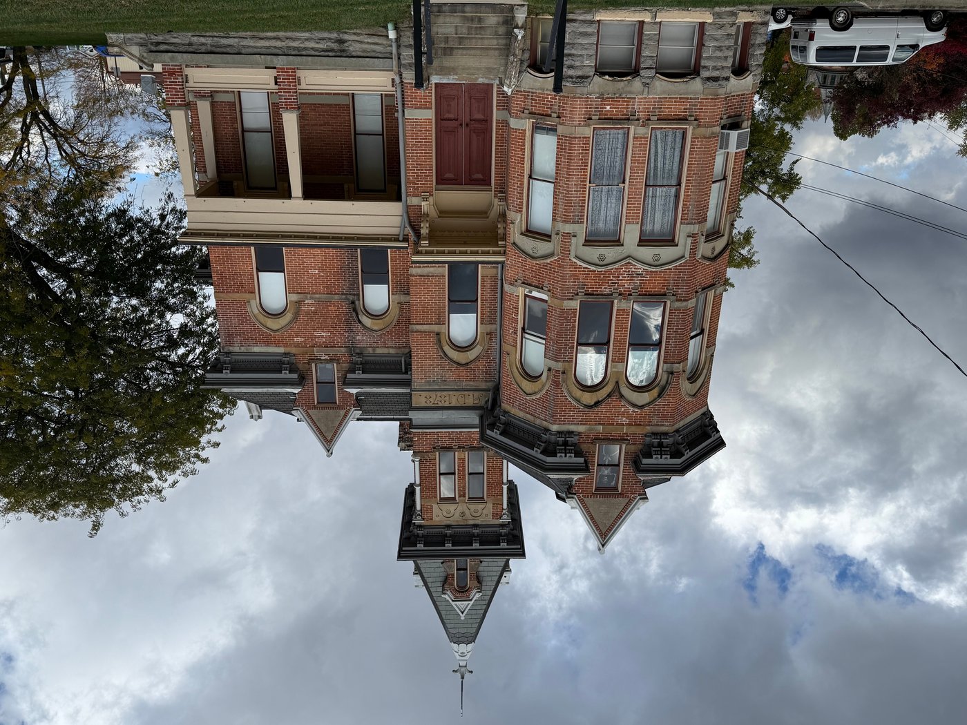 Former jail building draws couples for Halloween weddings in Ohio | iNFOnews.ca Former jail building draws couples for Halloween weddings in Ohio | iNFOnews.ca