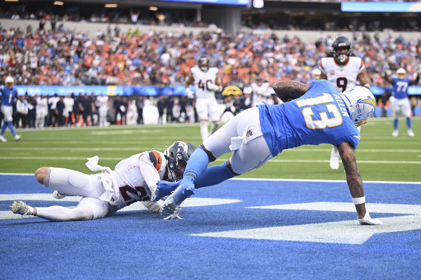 Justin Herbert and the Chargers are building buzz with a 3-0 start against division opponents | iNFOnews.ca