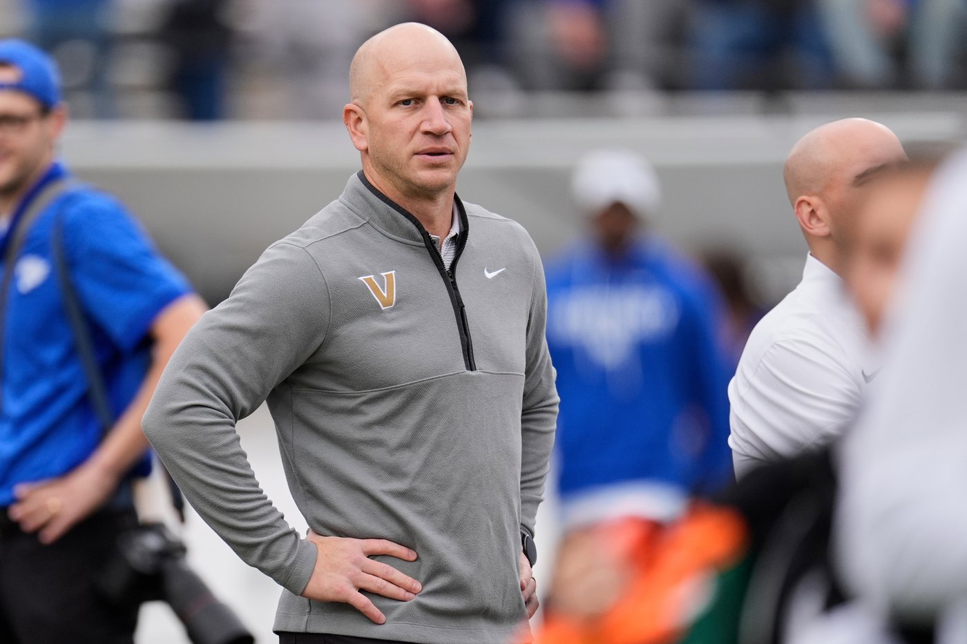 Vanderbilt extends coach Clark Lea's contract after historic season | iNFOnews.ca