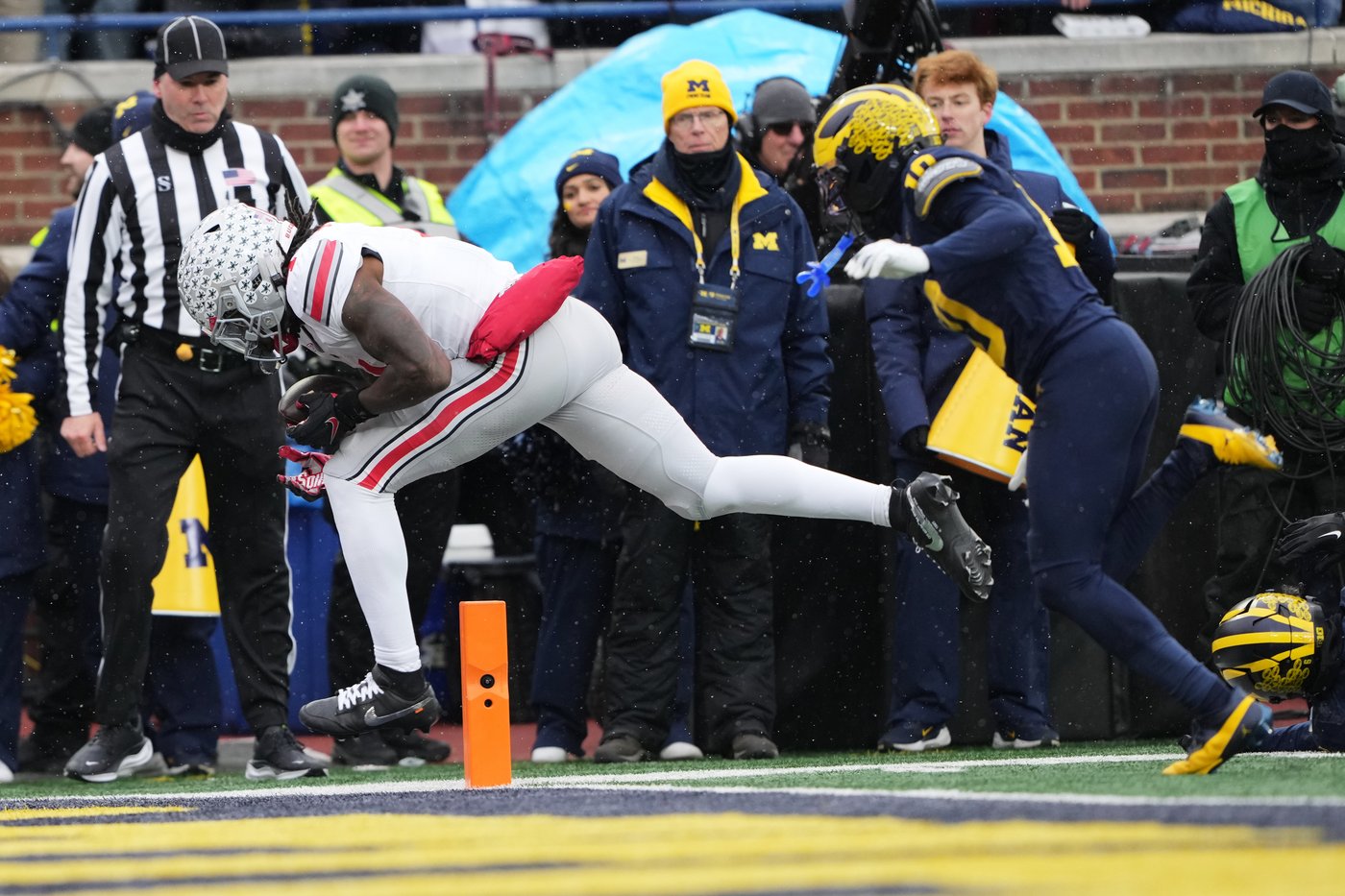 No. 1 Ohio State beats No. 15 Michigan 27-9, sets up game with No. 2 Indiana for B10 title | iNFOnews.ca