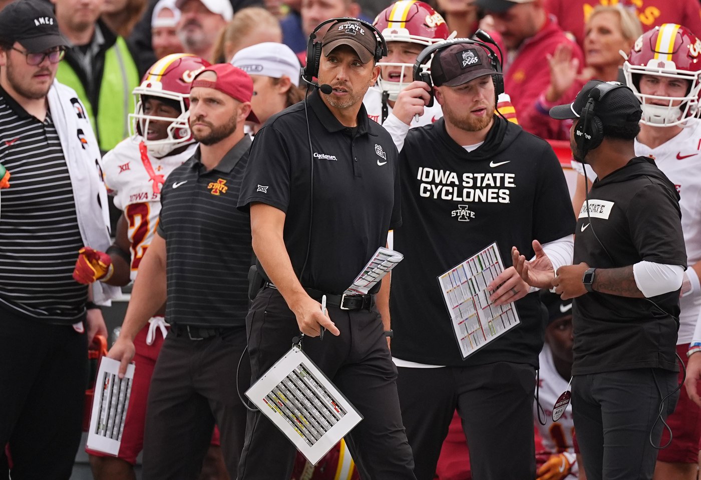 College football picks: Top 25's 5 losses to unranked teams last week run counter to season's trend | iNFOnews.ca College football picks: Top 25's 5 losses to unranked teams last week run counter to season's trend | iNFOnews.ca